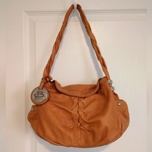 B MAKOWSKY Westport Tote Vachetta Leather Camel Shopper